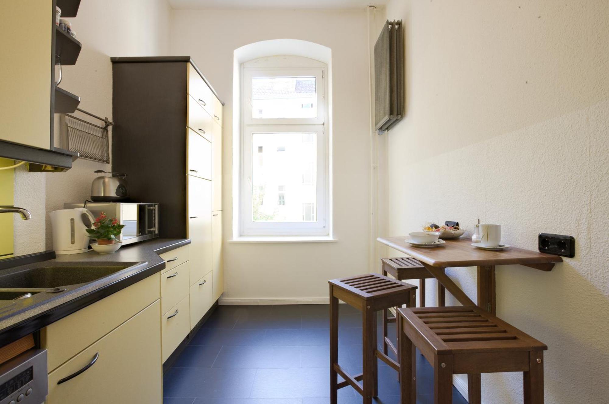 Elegante Altbauwohnung Berlino Esterno foto