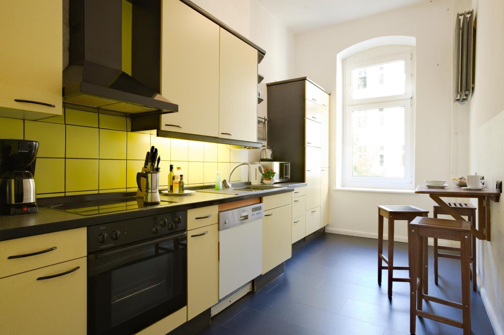Elegante Altbauwohnung Berlino Esterno foto