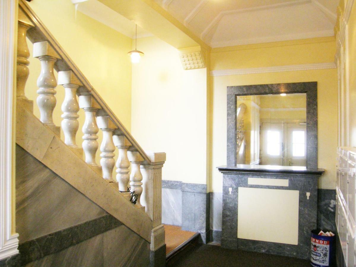 Elegante Altbauwohnung Berlino Esterno foto